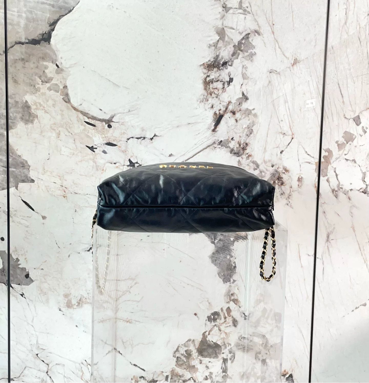 Chanel Pre-loved Bag Very good condition Size ONE SIZE - 4 Thumbnail