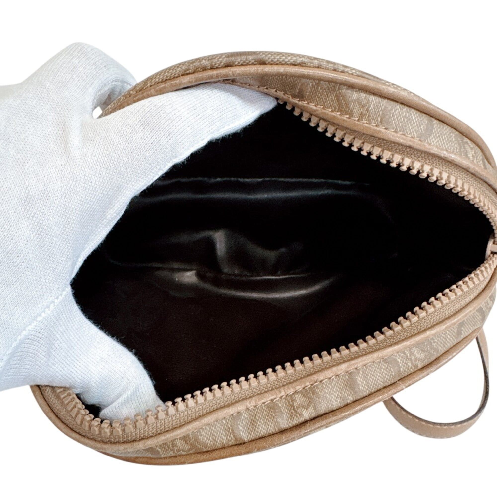 Celine CELINE Sulky Pochette C Carriage Pattern Shoulder Bag Brown Size ONE SIZE - 7 Thumbnail