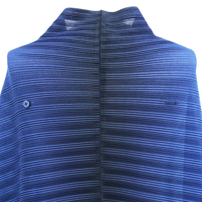 Other Other Pleats Please Polyester Cape Cardigan Textile Outerwear DUTY FREE for USA Size ONE SIZE - 8 Thumbnail