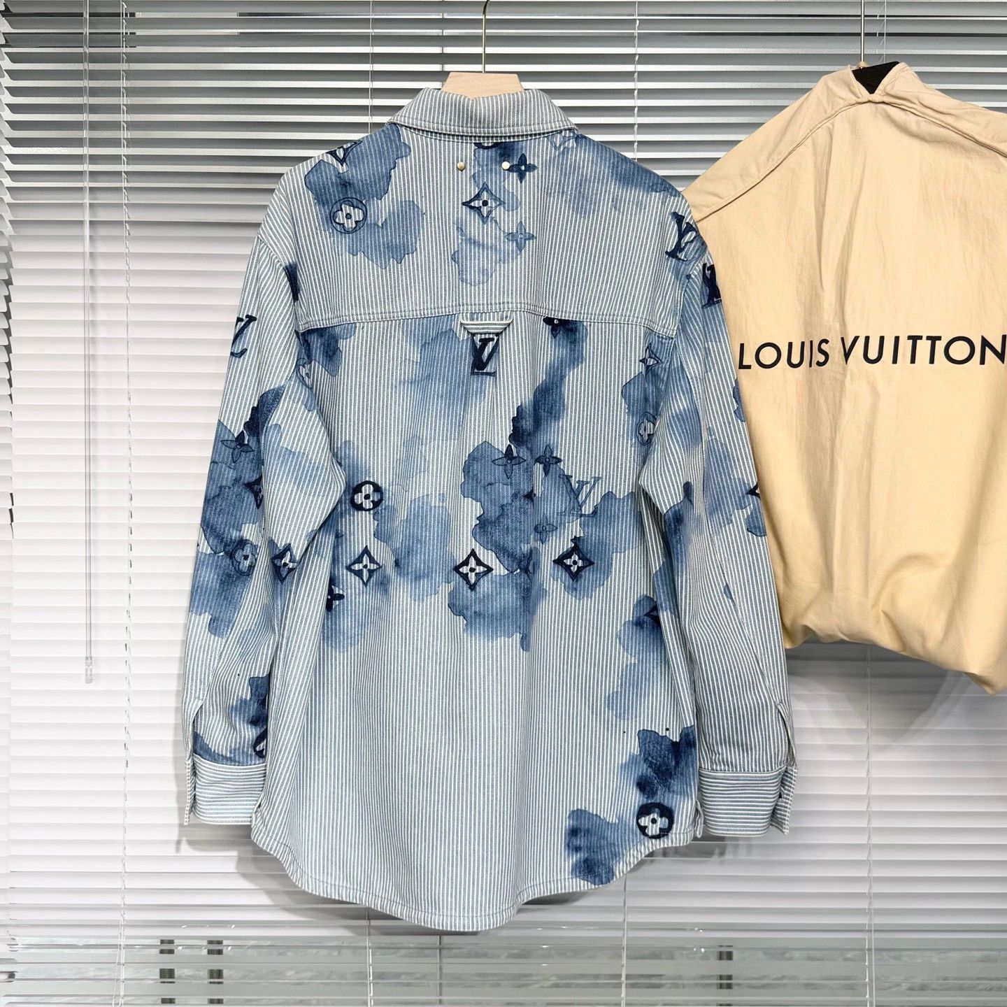 Louis Vuitton Louis Vuitton Denim Shirt Jacket Size US L / EU 52-54 / 3 - 2 Thumbnail
