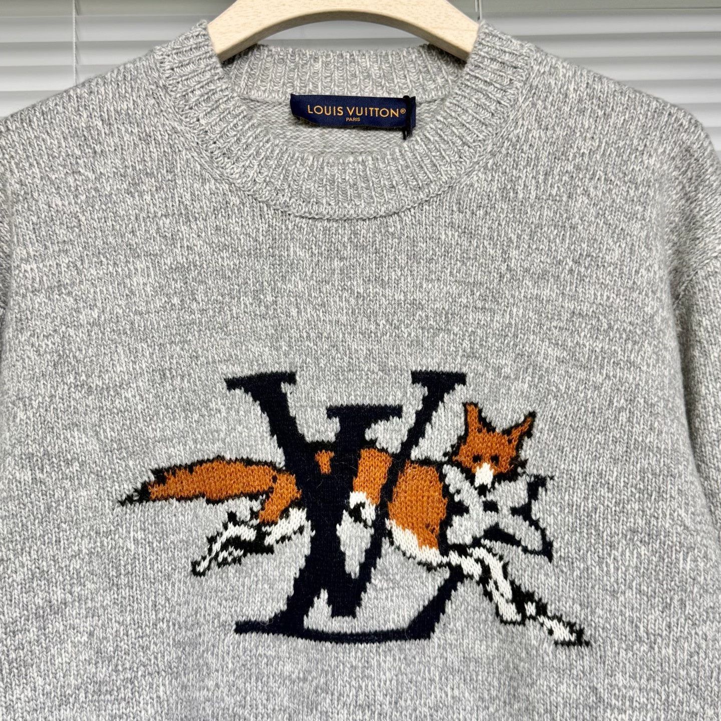 Louis Vuitton LV 2026 New Gray Knitted Sweater Size US XL / EU 56 / 4 - 3 Thumbnail