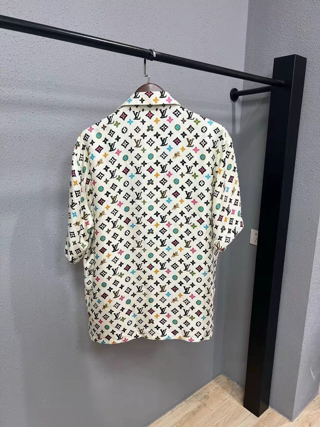Tyler The Creator Louis Vuitton x Tyler All-Over Print Shirt Size US XL / EU 56 / 4 - 2 Thumbnail