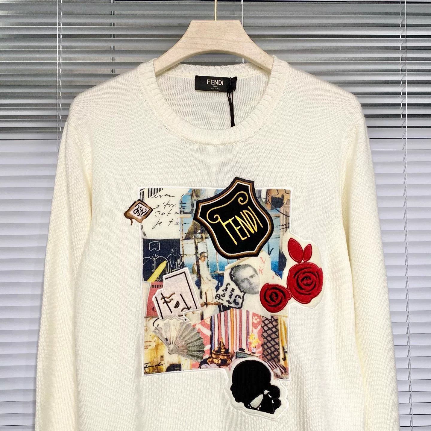 Fendi Fendi Knit Sweater with Graffiti Embroidery Size US L / EU 52-54 / 3 - 3 Thumbnail