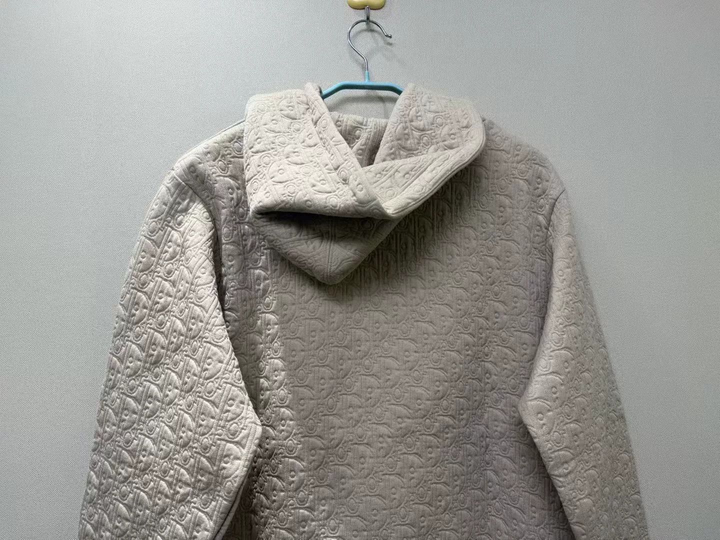 Dior Dior Latest Embossed Full Logo Hoodie Size US L / EU 52-54 / 3 - 5 Thumbnail