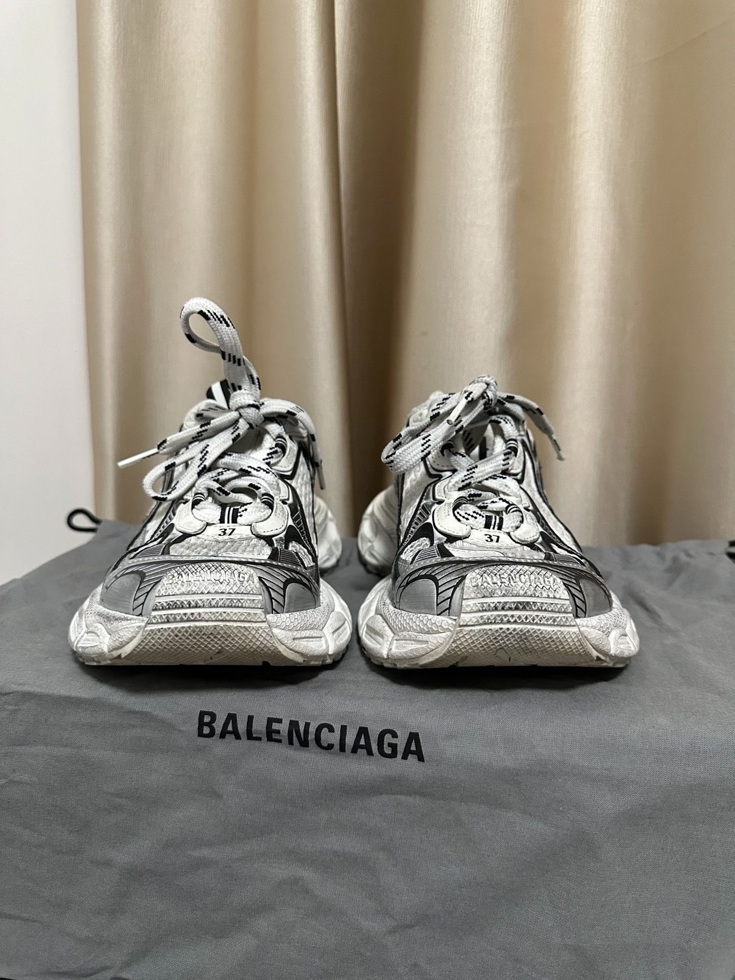 Balenciaga Balenciaga Distressed Black Silver Dad Shoes Size US 6 / IT 36 - 3 Thumbnail