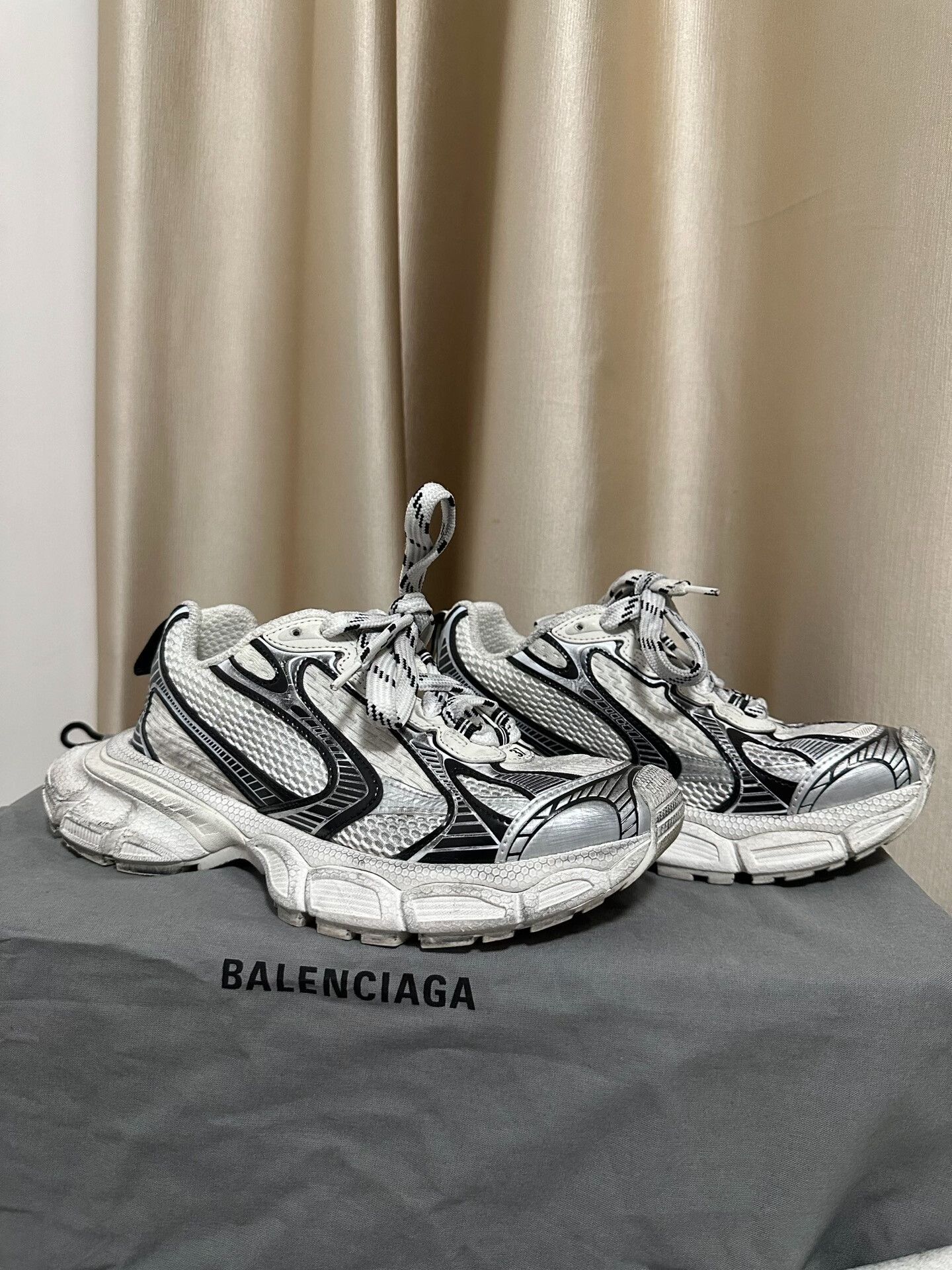 Balenciaga Balenciaga Distressed Black Silver Dad Shoes Size US 6 / IT 36 - 4 Thumbnail