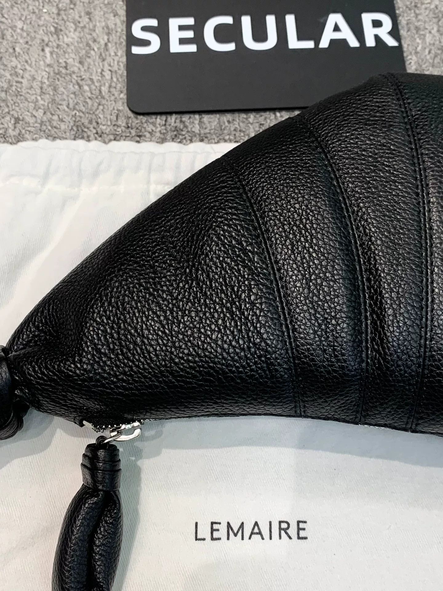 Lemaire Lemaire Small Black Cowhide Croissant Bag Size ONE SIZE - 6 Thumbnail