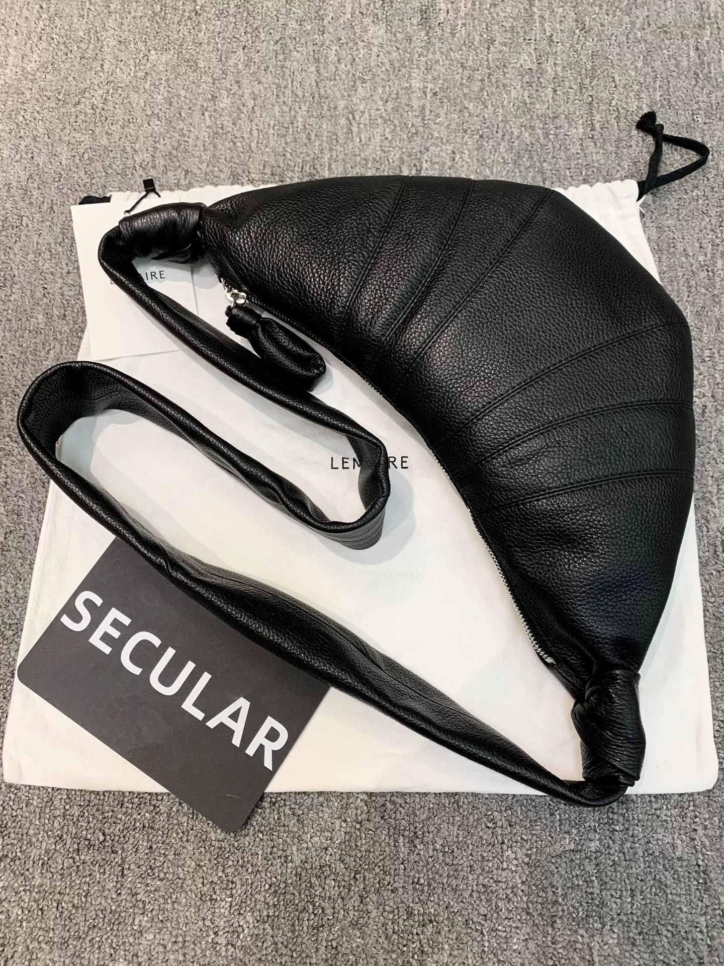 Lemaire Lemaire Small Black Cowhide Croissant Bag Size ONE SIZE - 4 Thumbnail