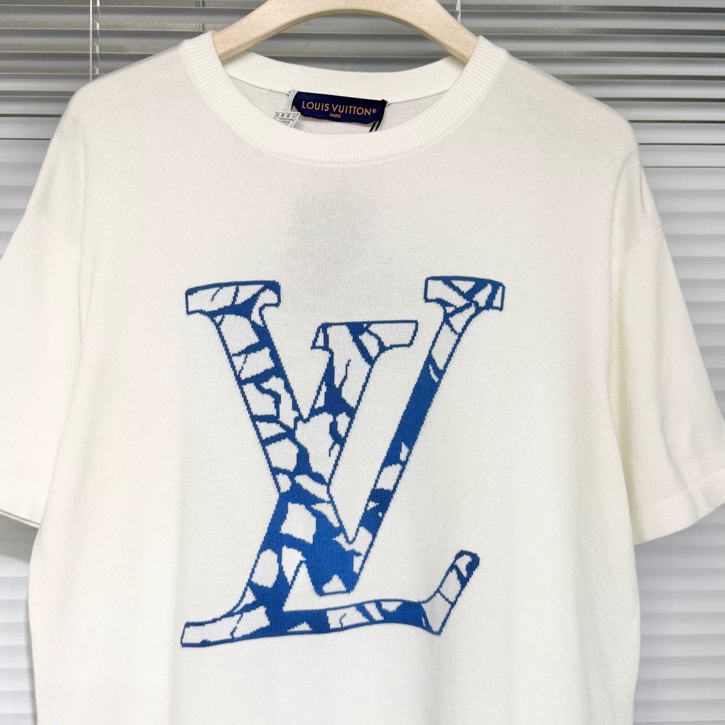 Louis Vuitton LV Knitted Short Sleeve Ski Logo Tee Size US M / EU 48-50 / 2 - 3 Thumbnail