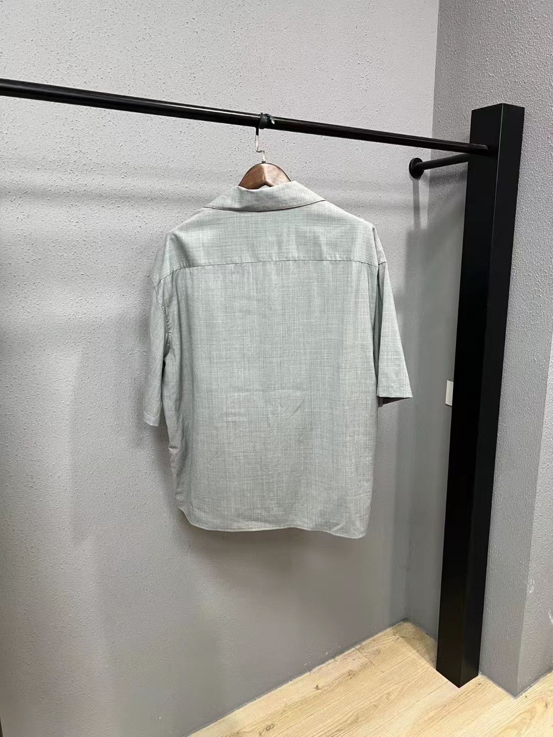 Loewe Loewe Wool Cuban Collar Shirt Size US XXS / EU 40 - 2 Thumbnail