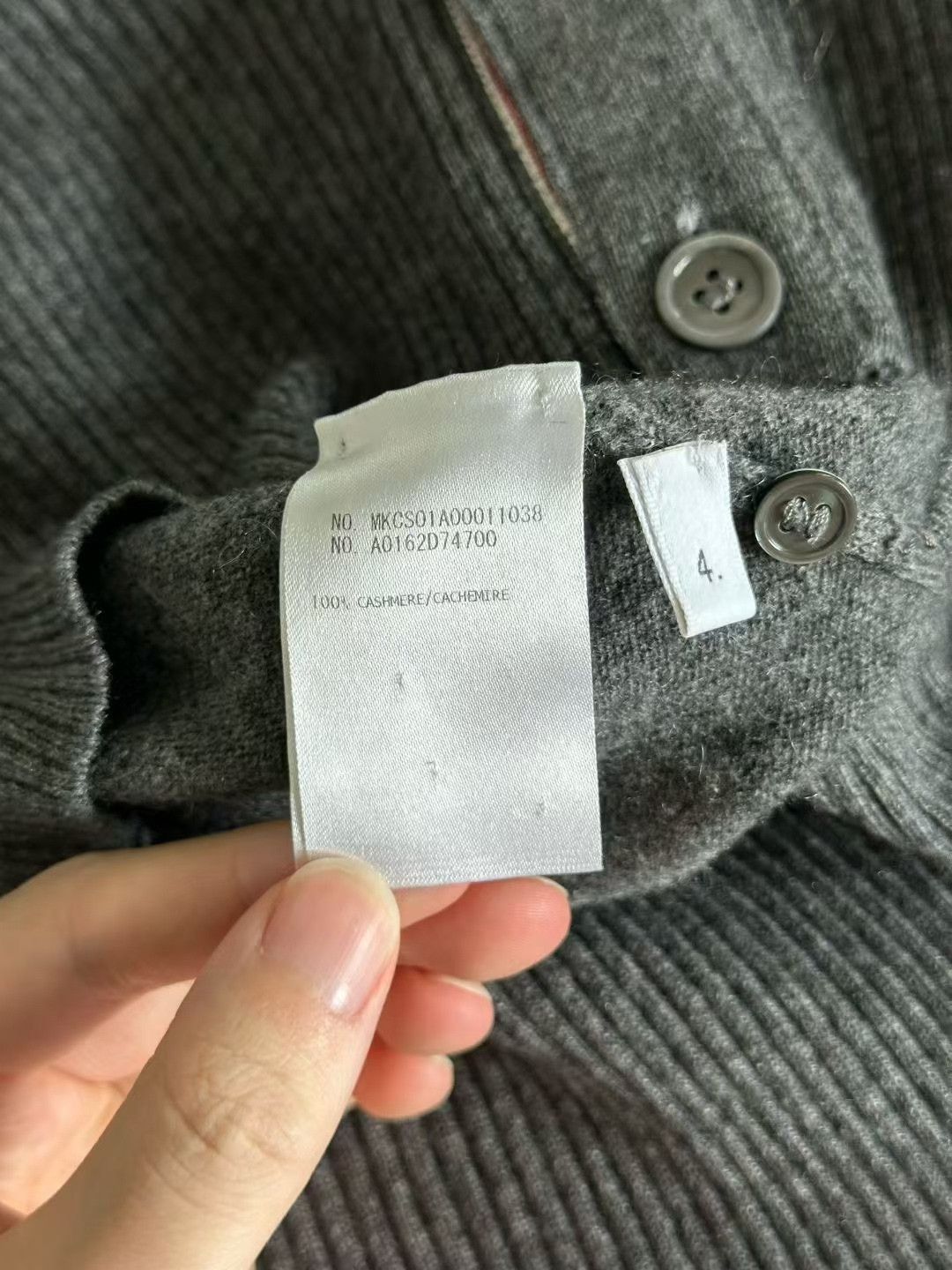Thom Browne Thom Browne Gray Cashmere Cardigan Size US XL / EU 56 / 4 - 4 Thumbnail