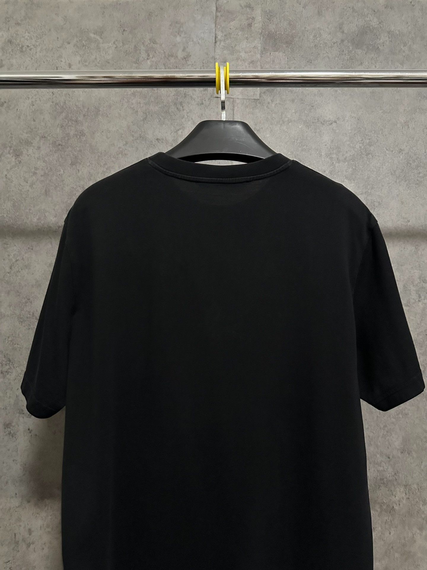 Givenchy Givenchy Embroidered Logo Short Sleeve T-shirt Size US M / EU 48-50 / 2 - 5 Thumbnail