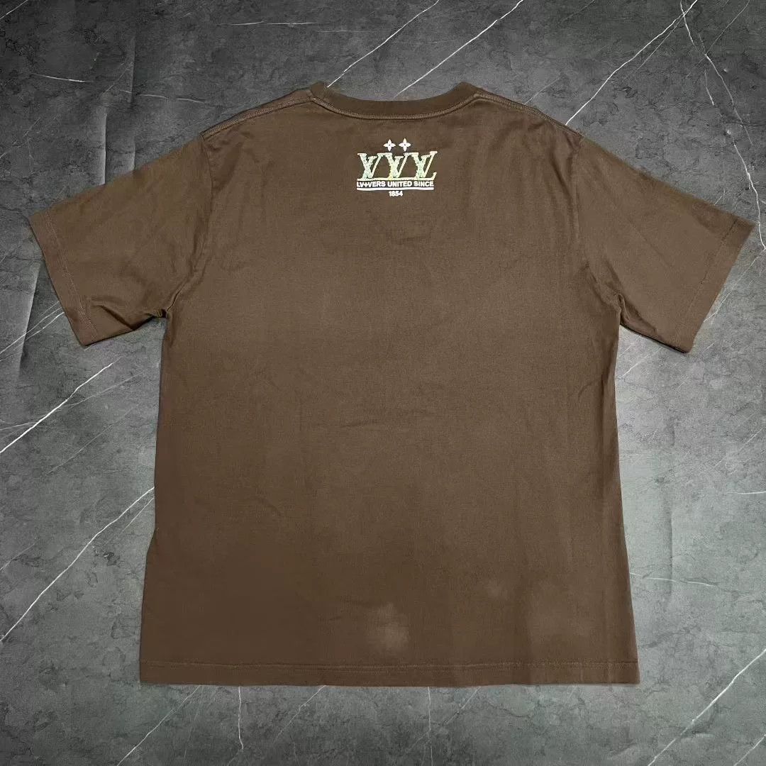 Louis Vuitton Louis Vuitton SS25 Graphic Print T-Shirt Size US XXL / EU 58 / 5 - 2 Thumbnail