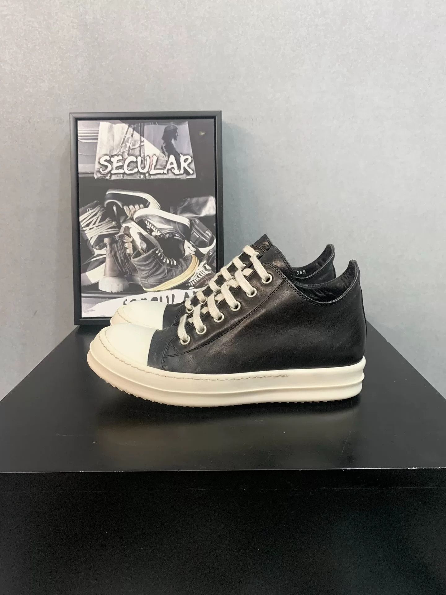 Rick Owens Rick Owens Women's Low-Top Leather Sneakers Size US 5.5 / IT 35.5 - 2 Thumbnail
