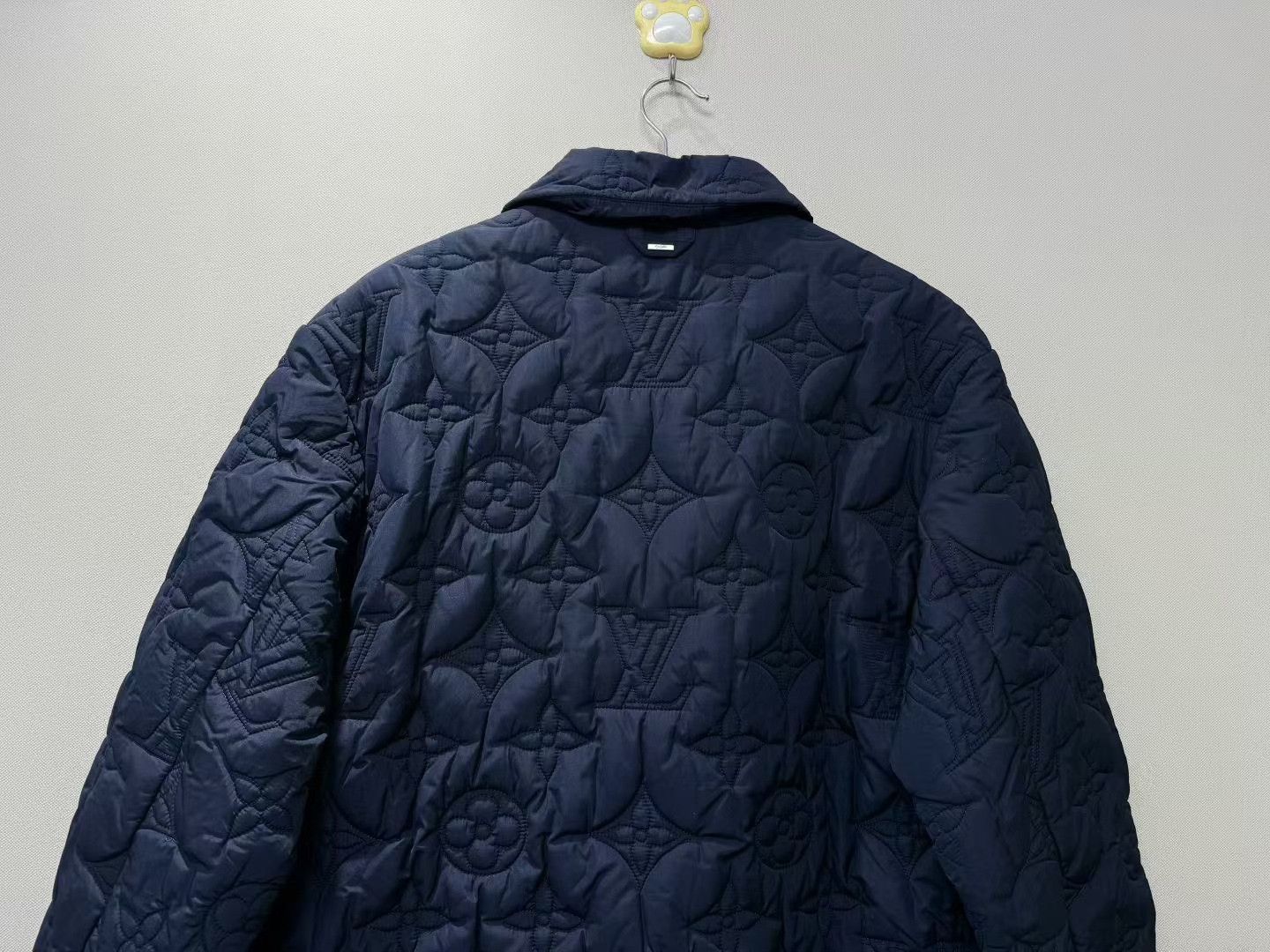 Louis Vuitton Louis Vuitton Embossed Logo Cotton Jacket Size US L / EU 52-54 / 3 - 5 Thumbnail