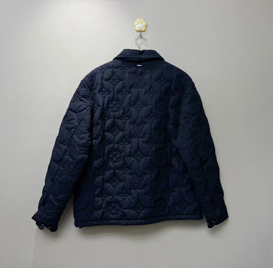 Louis Vuitton Louis Vuitton Embossed Logo Cotton Jacket Size US L / EU 52-54 / 3 - 4 Thumbnail