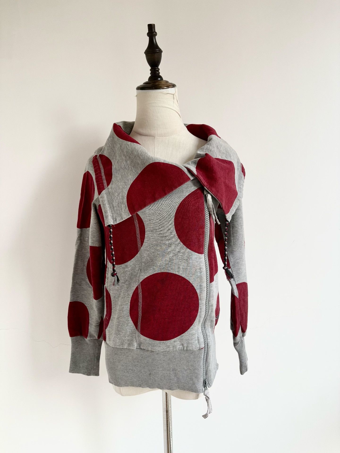Vivienne Westwood Vivienne Westwood Vintage Gray Red Polka Dot Coat Size S / US 4 / IT 40 - 3 Thumbnail