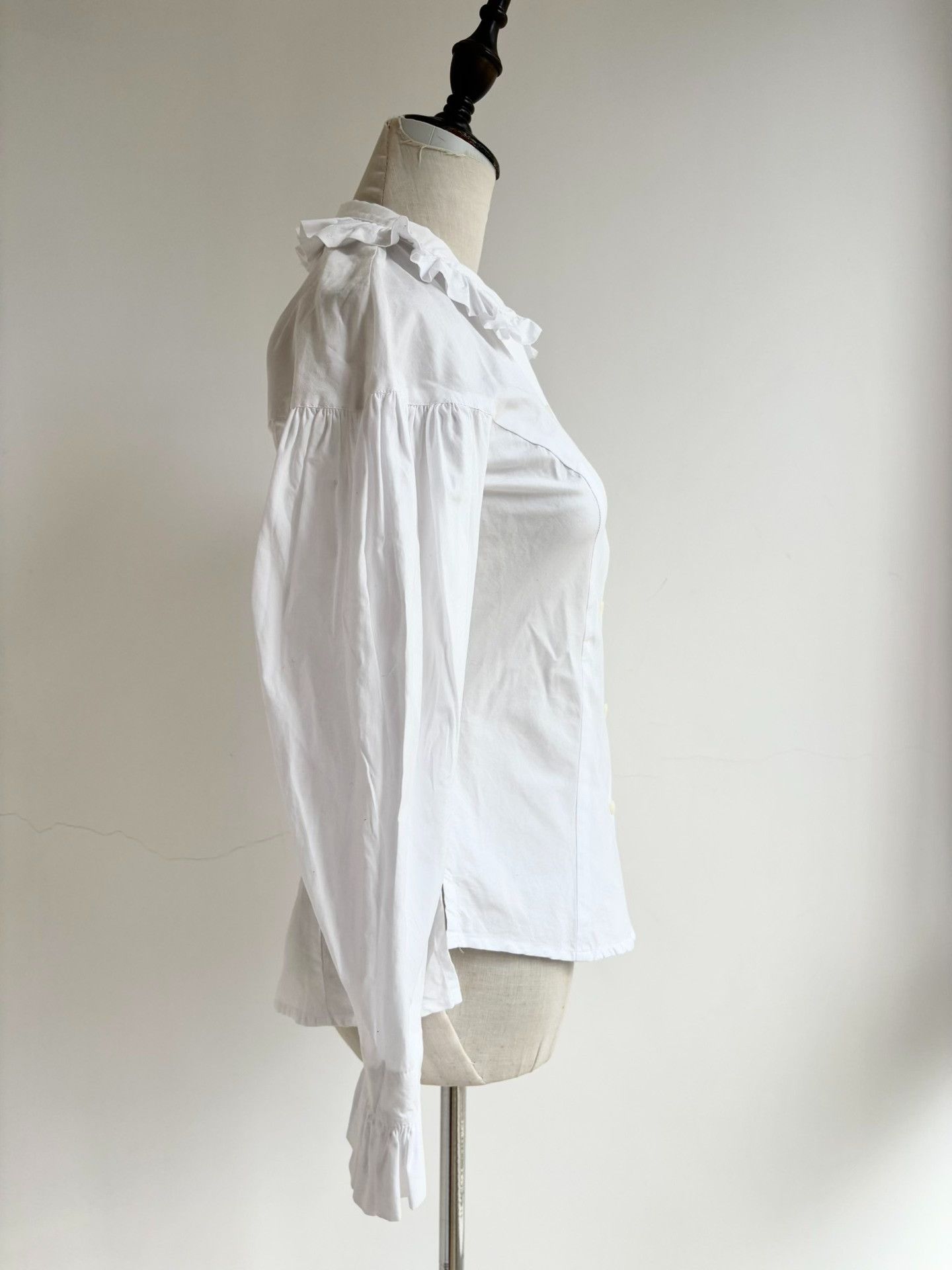 Vivienne Westwood Vivienne Westwood Vintage White Ruffled Shirt Size S / US 4 / IT 40 - 6 Thumbnail