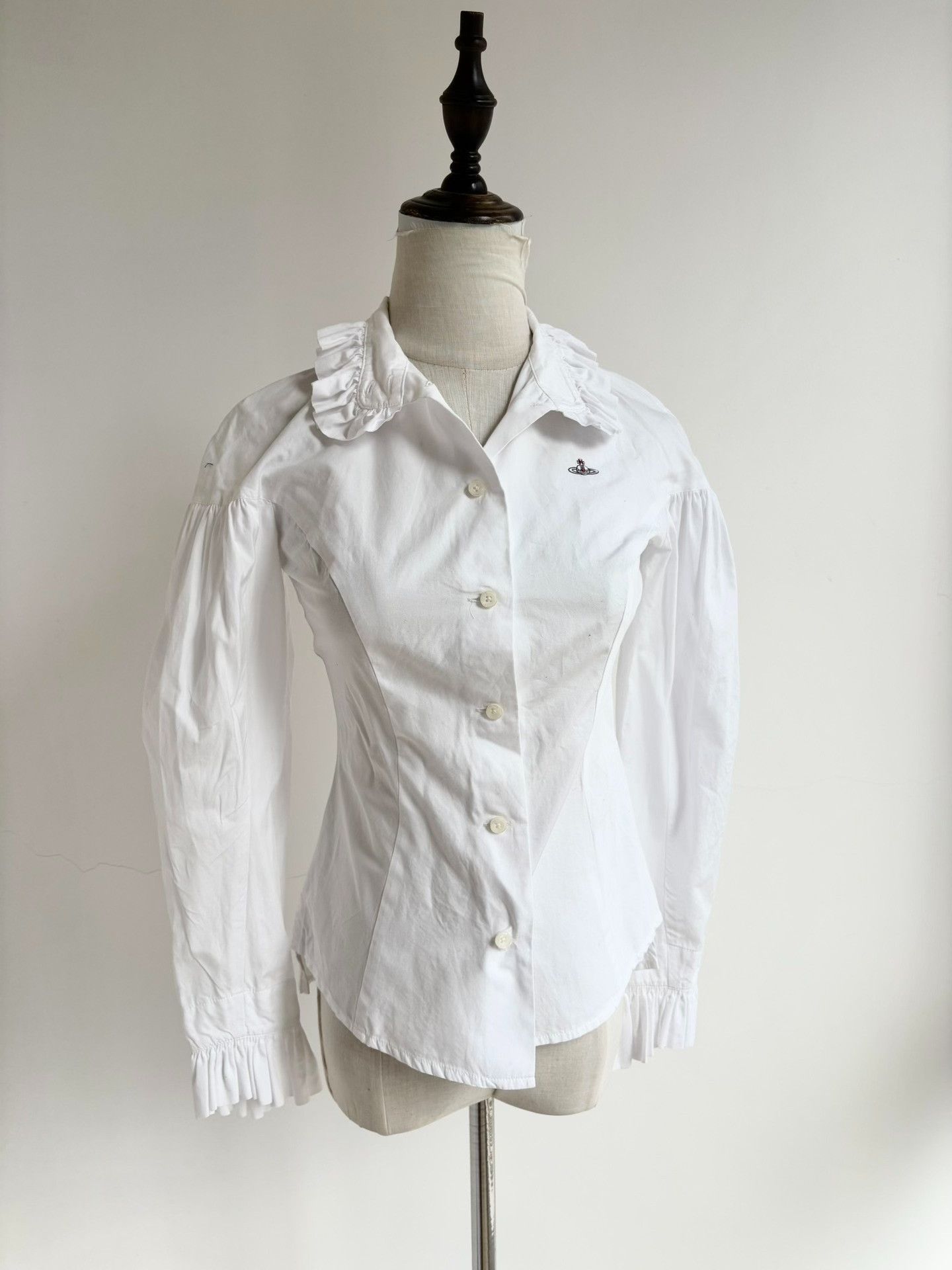 Vivienne Westwood Vivienne Westwood Vintage White Ruffled Shirt Size S / US 4 / IT 40 - 2 Thumbnail