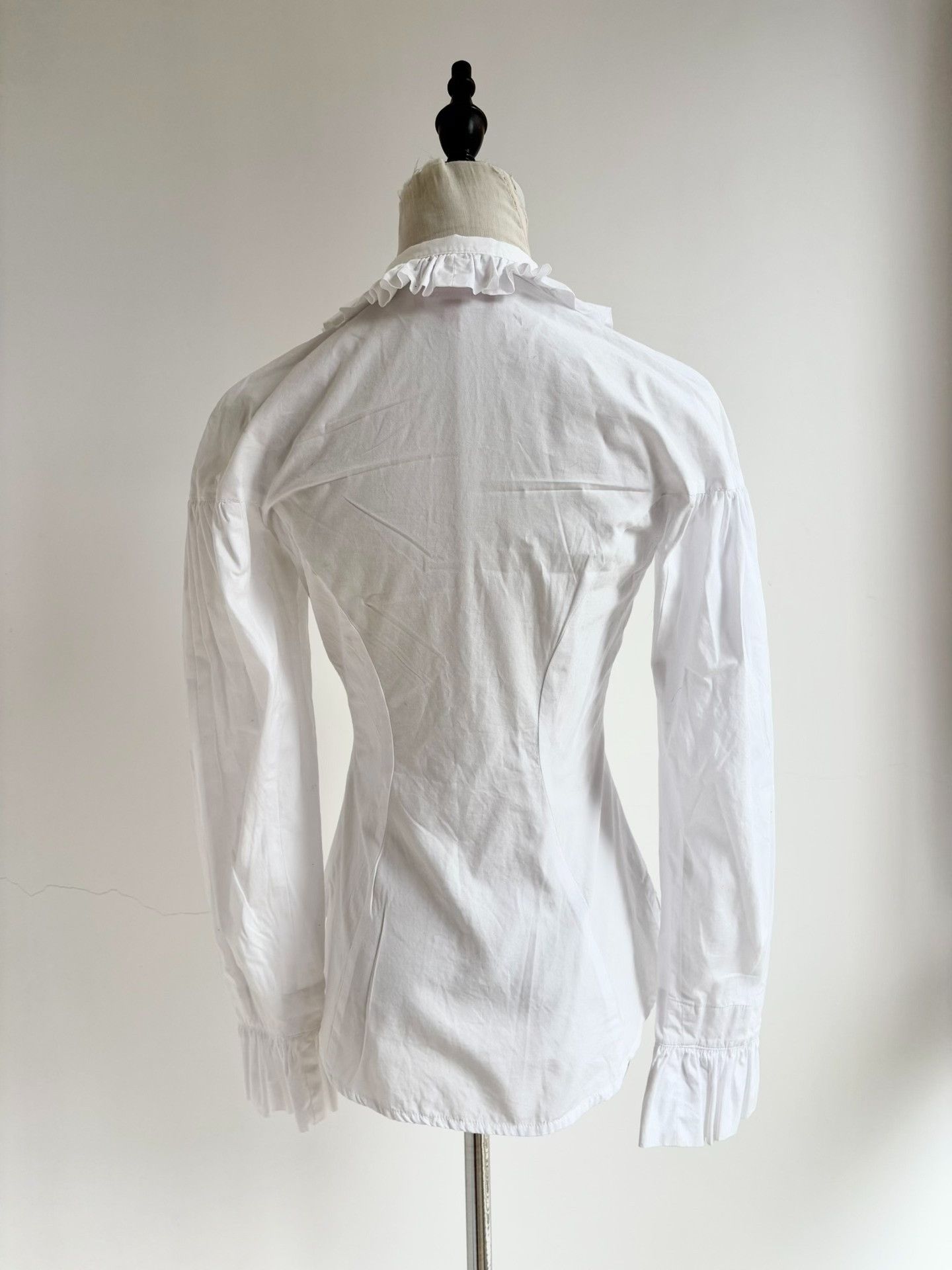 Vivienne Westwood Vivienne Westwood Vintage White Ruffled Shirt Size S / US 4 / IT 40 - 5 Thumbnail