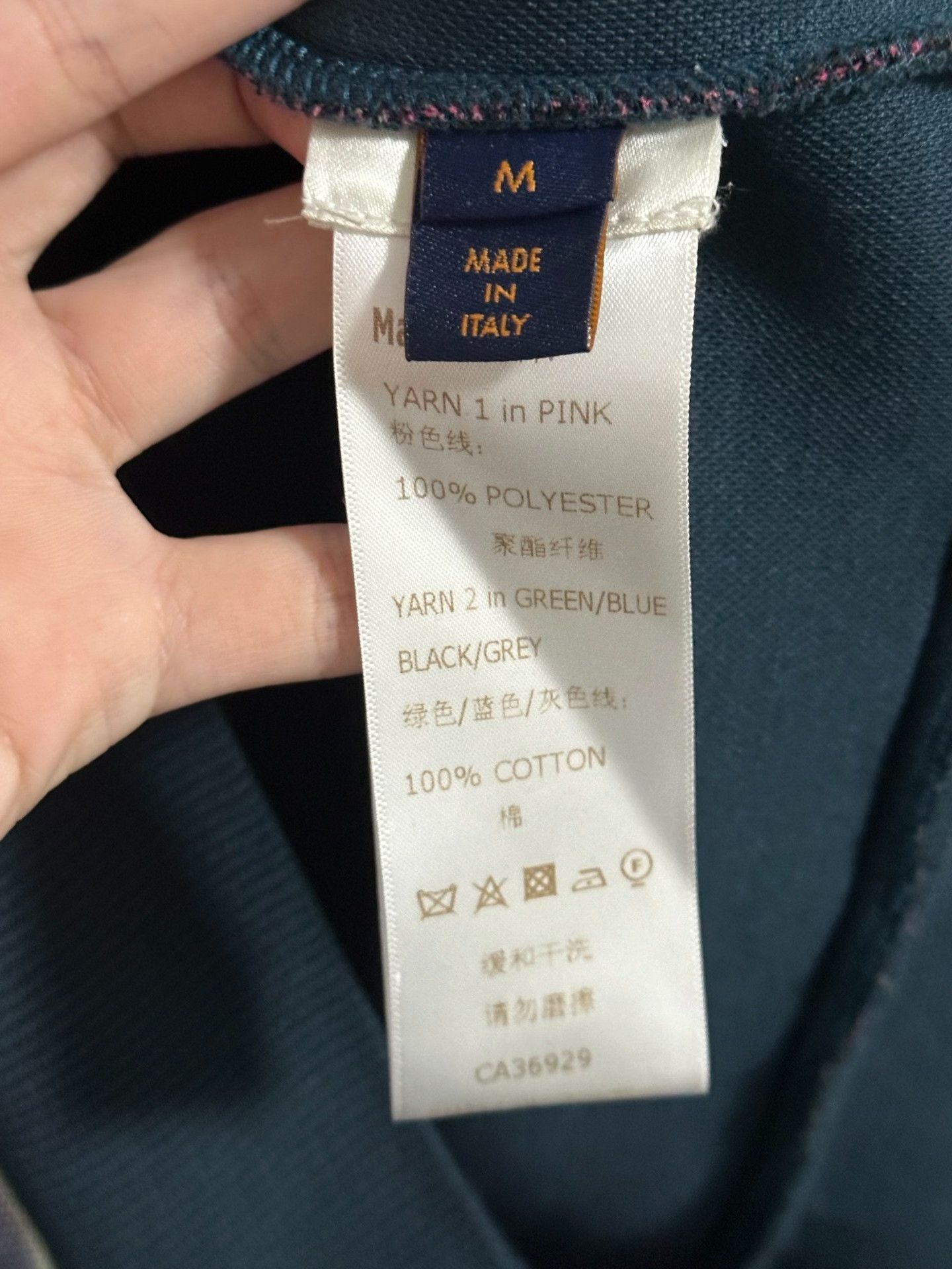 Louis Vuitton Louis Vuitton Neon Monogram Crewneck Sweatshirt Size US M / EU 48-50 / 2 - 3 Thumbnail