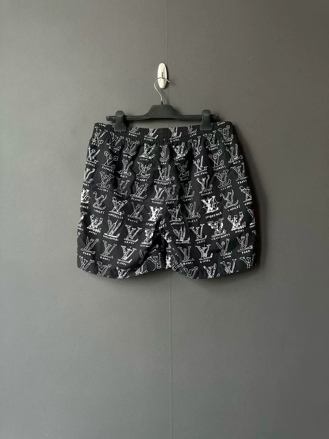 Louis Vuitton Louis Vuitton LV Gesture Print Shorts Size US 34 / EU 50 - 2 Thumbnail