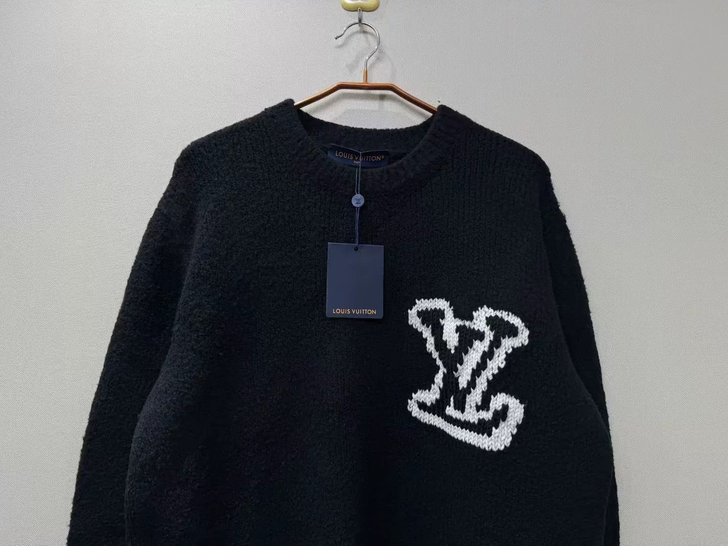 Louis Vuitton Louis Vuitton Large Logo Sweater Size US XXL / EU 58 / 5 - 2 Thumbnail