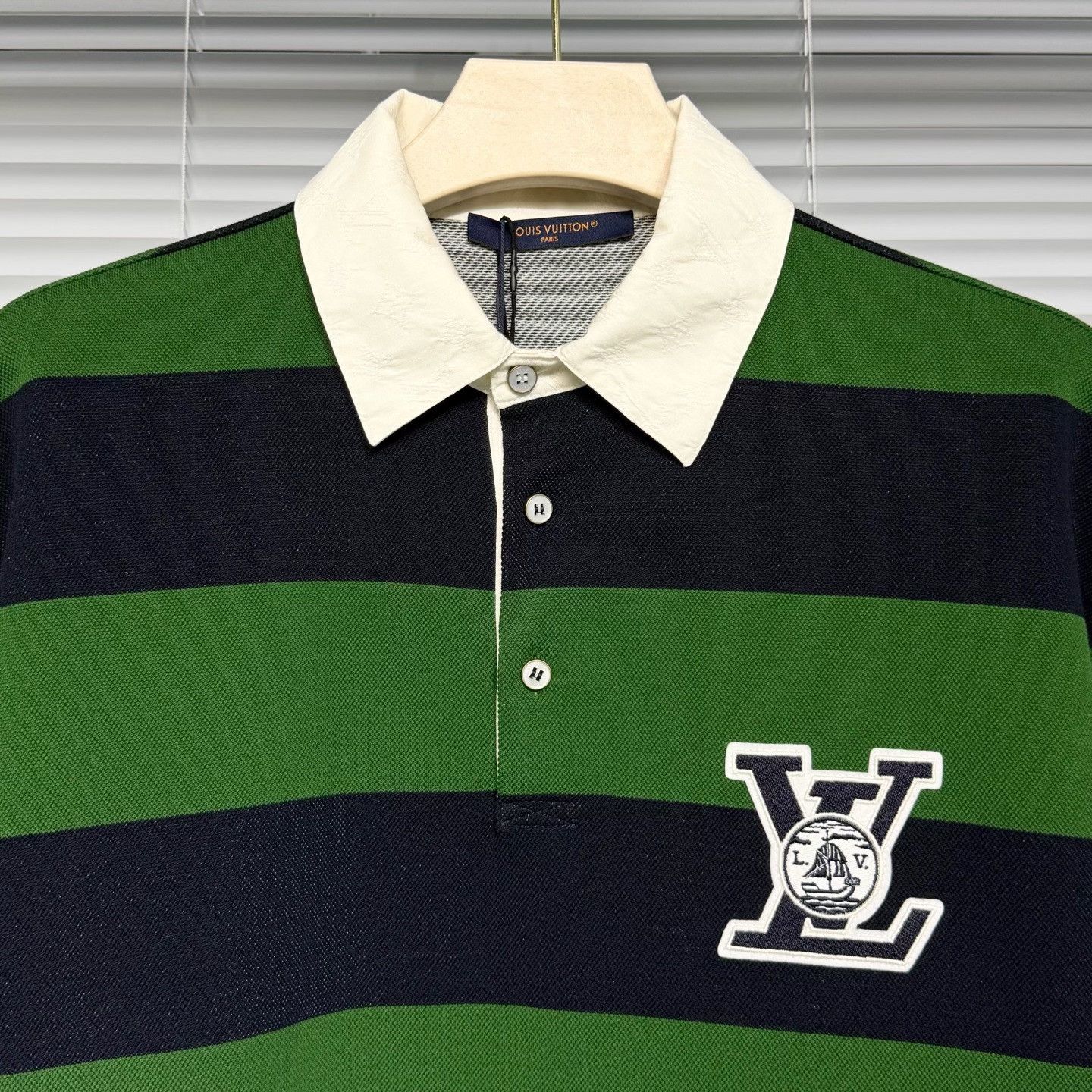Louis Vuitton LV 2026 Striped Short-Sleeve Polo Shirt Size US L / EU 52-54 / 3 - 3 Thumbnail