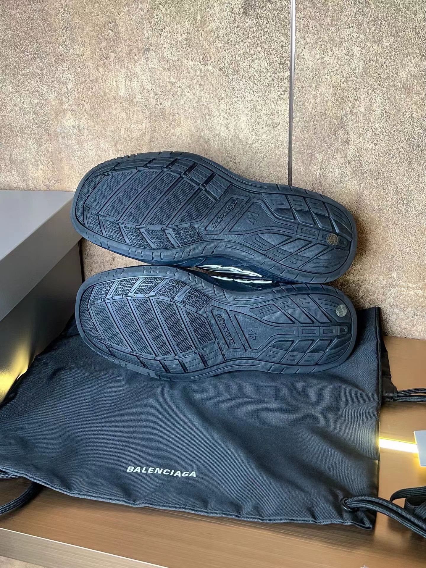 Balenciaga Balenciaga Hamptons Size US 8 / EU 41 - 8 Thumbnail