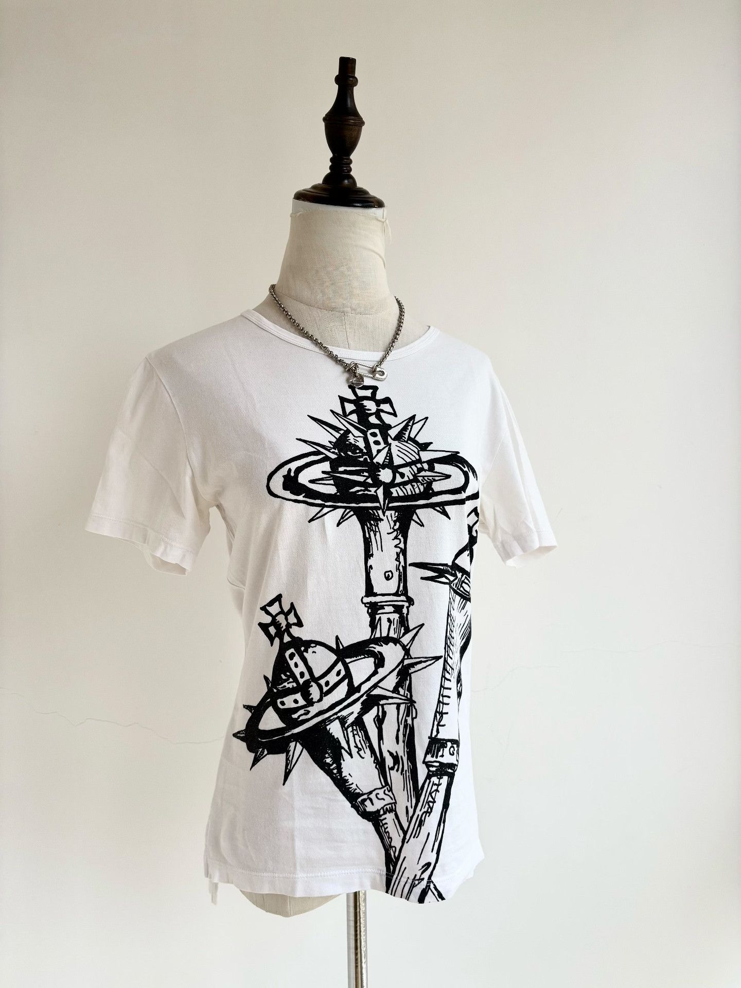 Vivienne Westwood Vivienne Westwood Vintage Saturn T-shirt Size US S / EU 44-46 / 1 - 6 Thumbnail