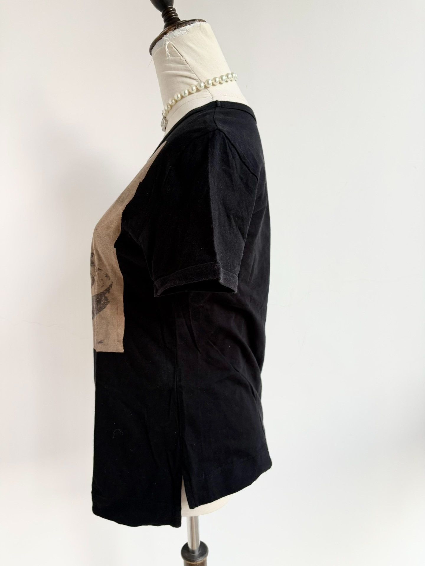 Vivienne Westwood Vivienne Westwood Vintage Black Saturn T-shirt Size S / US 4 / IT 40 - 4 Thumbnail