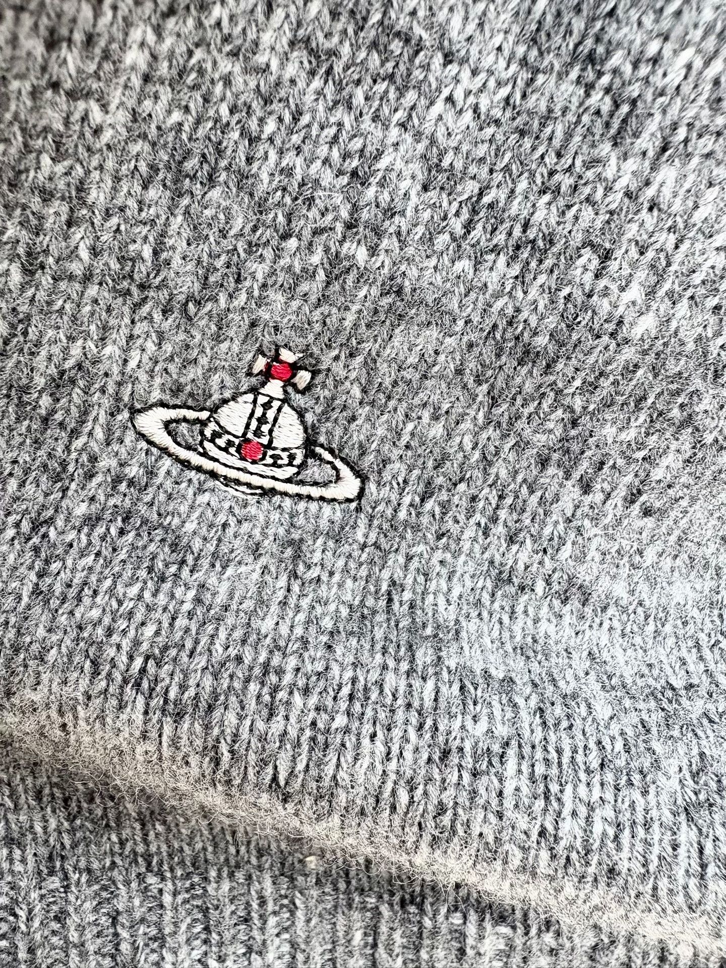 Vivienne Westwood Vivienne Westwood Vintage Gray Heart Knit Size M / US 6-8 / IT 42-44 - 3 Thumbnail