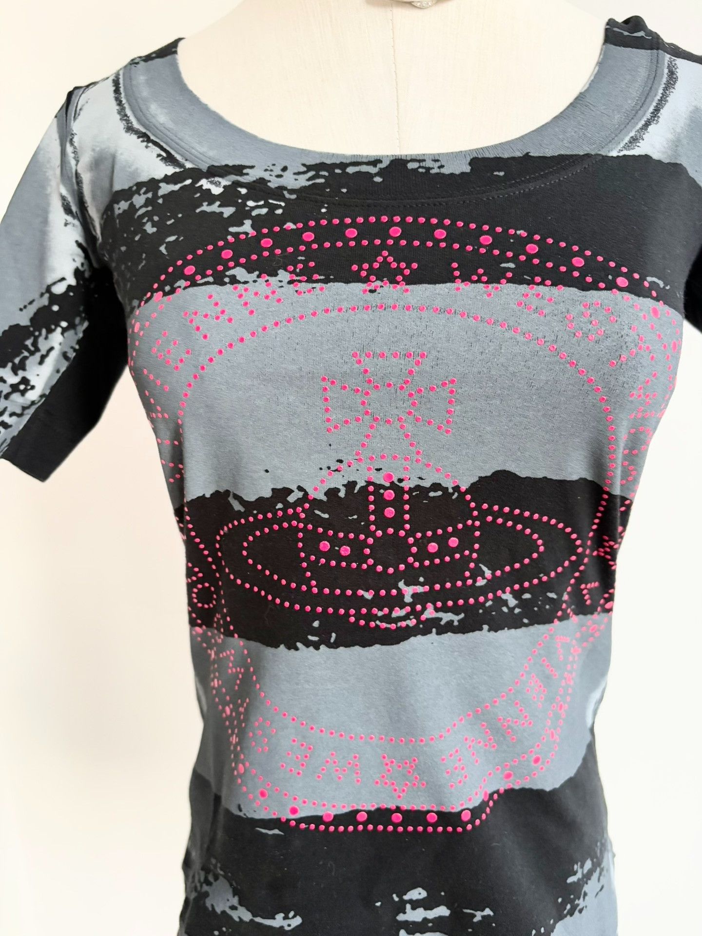 Vivienne Westwood Vivienne Westwood Vintage Saturn T-shirt Size M / US 6-8 / IT 42-44 - 2 Thumbnail