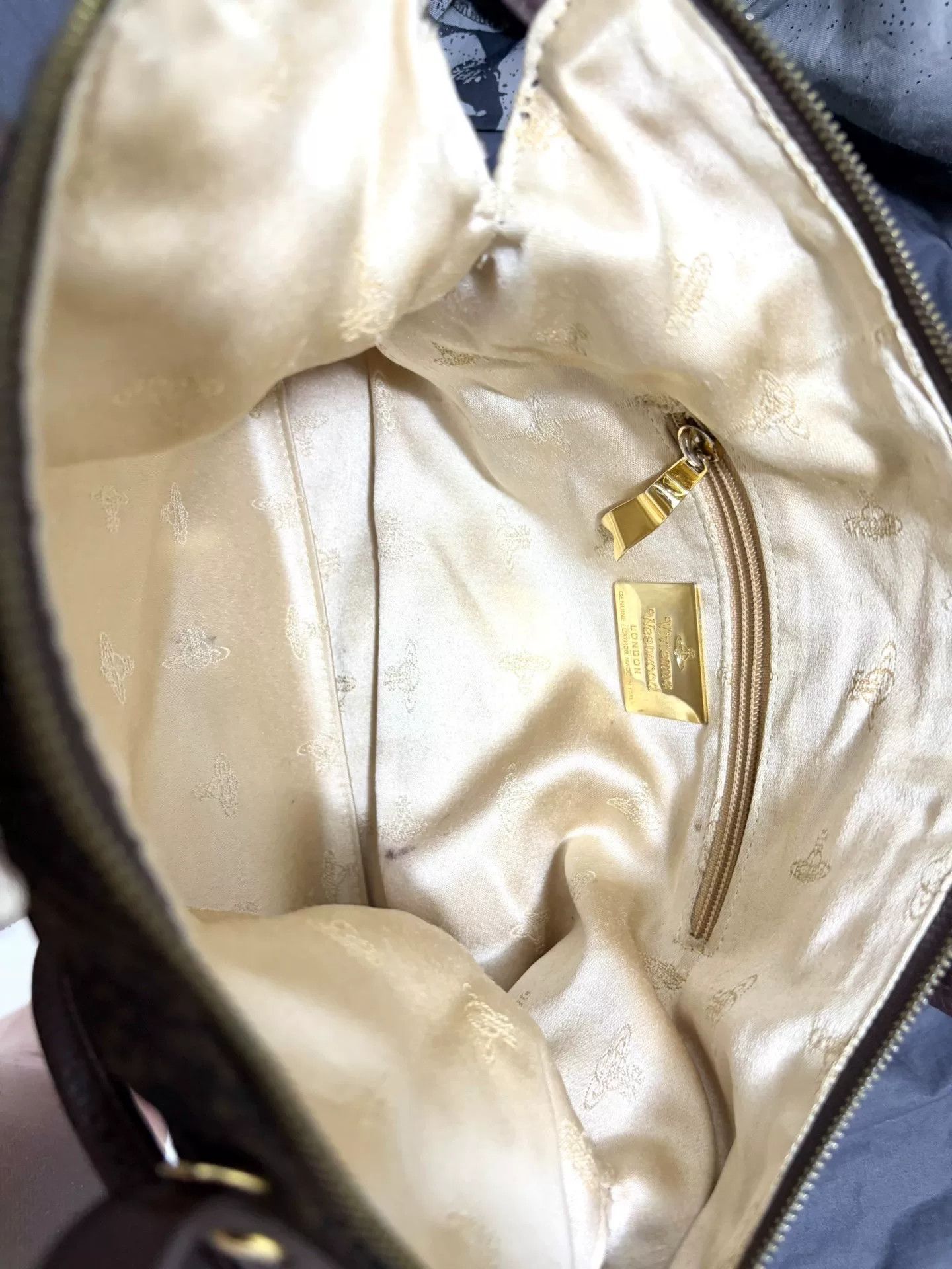 Vivienne Westwood Vivienne Westwood Gold Saturn Crossbody Size ONE SIZE - 9 Thumbnail