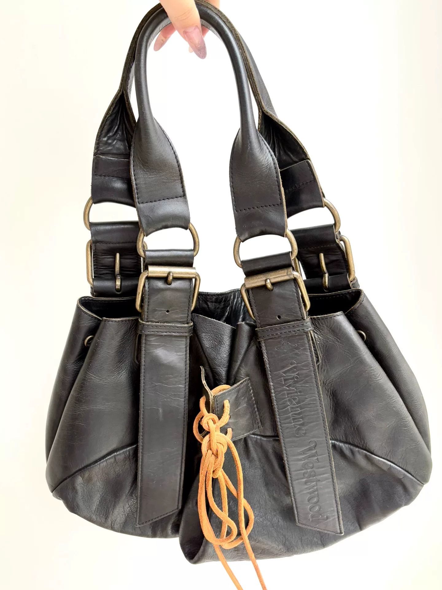 Vivienne Westwood Vivienne Westwood Vintage Black Leather Strap Handbag Size ONE SIZE - 2 Thumbnail