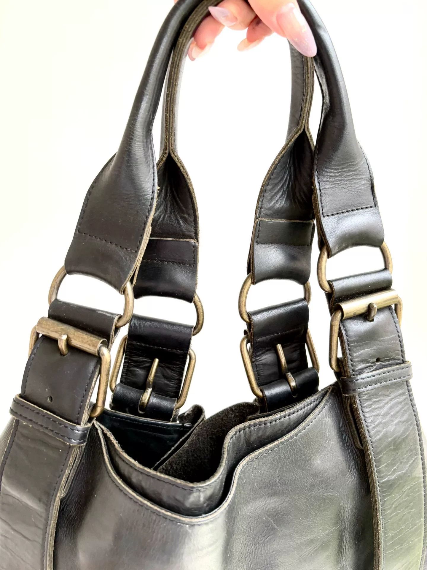 Vivienne Westwood Vivienne Westwood Vintage Black Leather Strap Handbag Size ONE SIZE - 6 Thumbnail