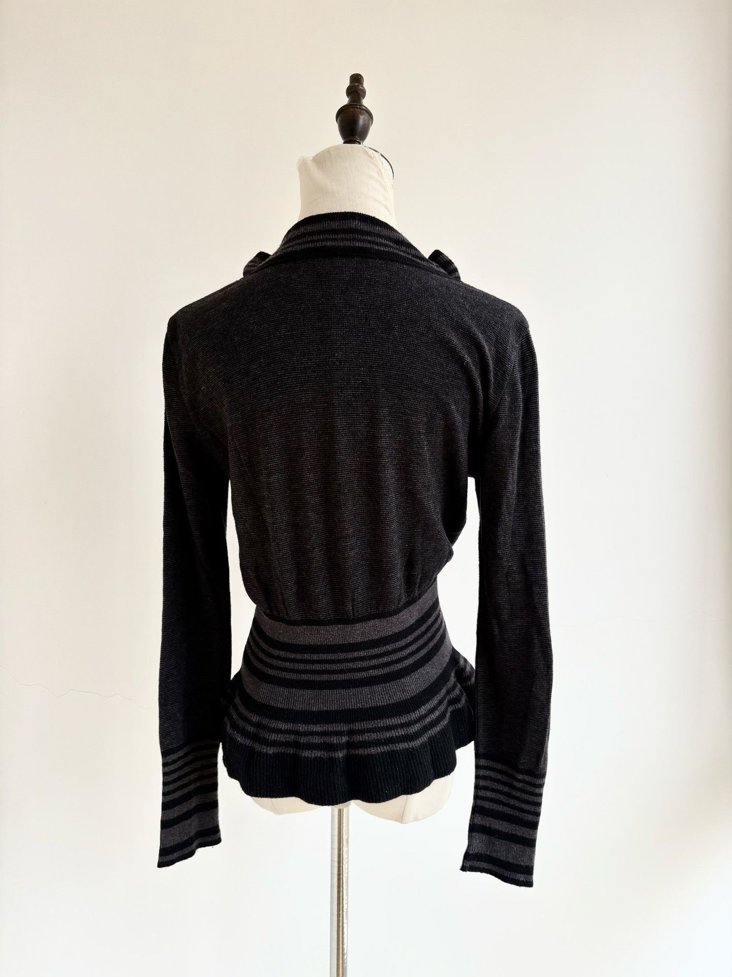 Vivienne Westwood Vivienne Westwood Vintage Knit Top Size M / US 6-8 / IT 42-44 - 5 Thumbnail