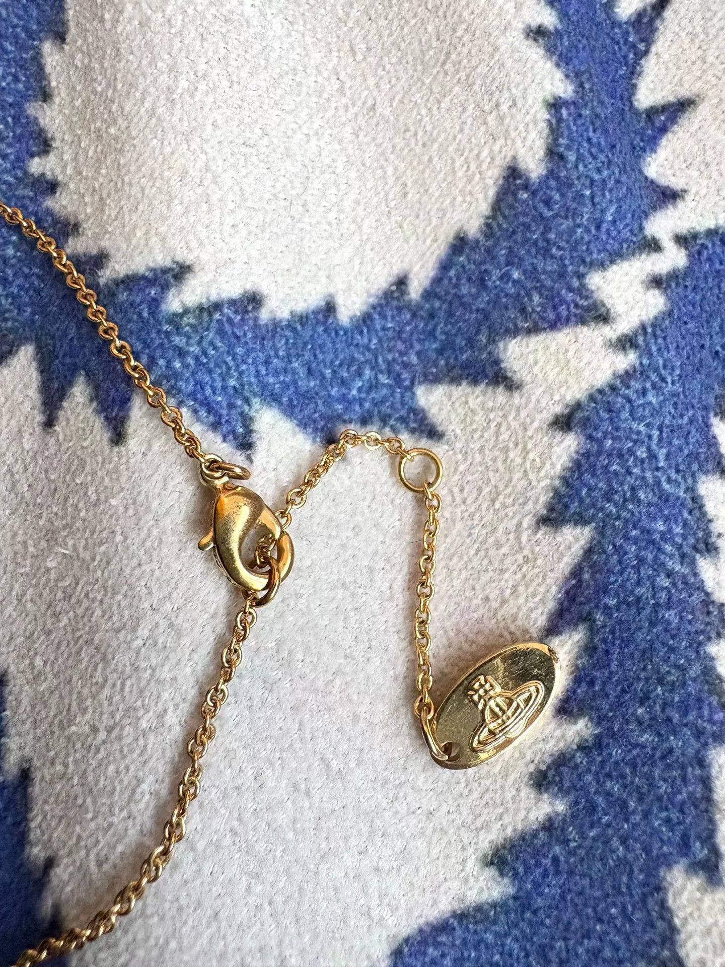 Vivienne Westwood Vivienne Westwood Vintage Gold Honeycomb Necklace Size ONE SIZE - 7 Thumbnail