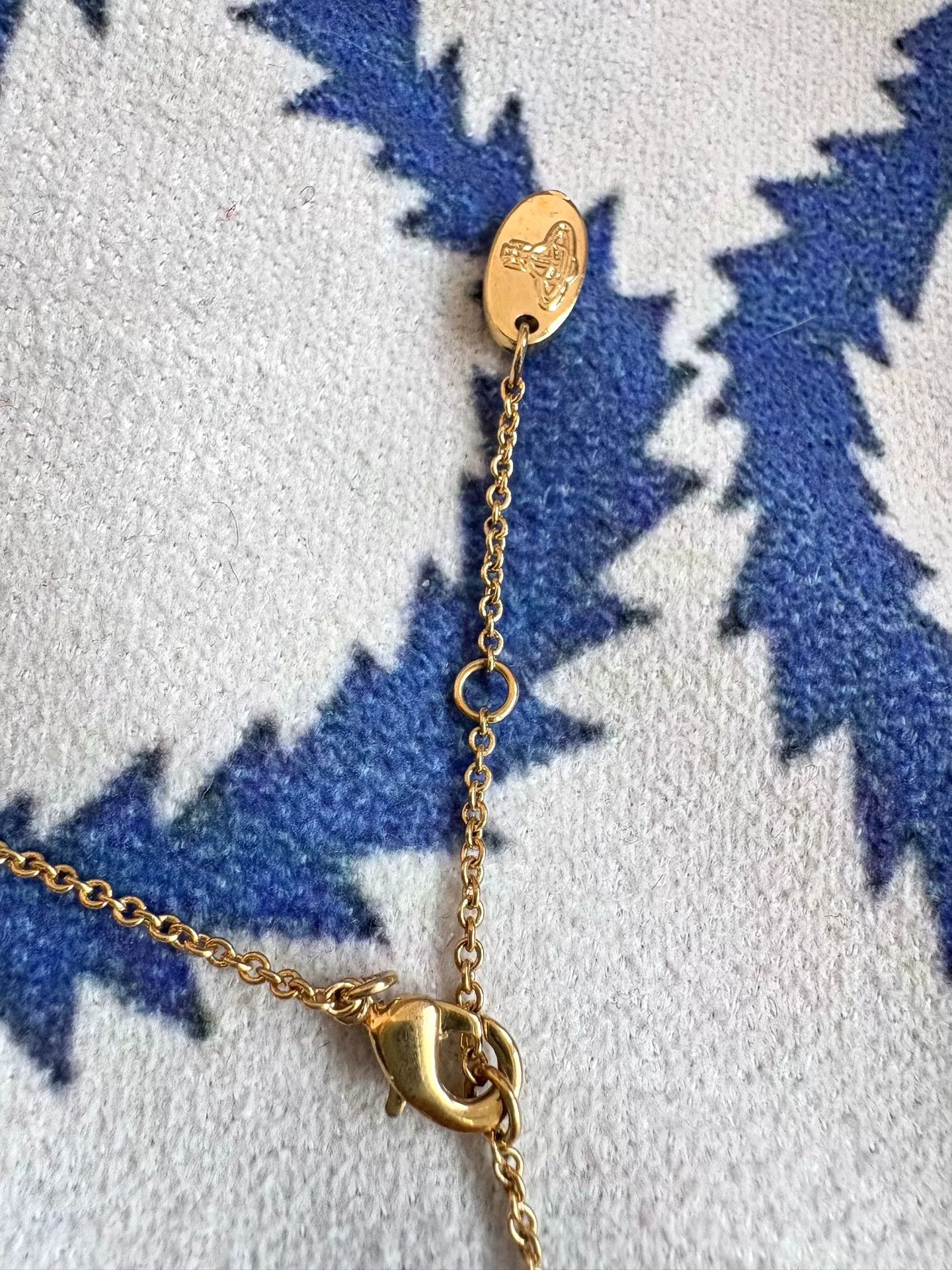 Vivienne Westwood Vivienne Westwood Vintage Gold Honeycomb Necklace Size ONE SIZE - 6 Thumbnail