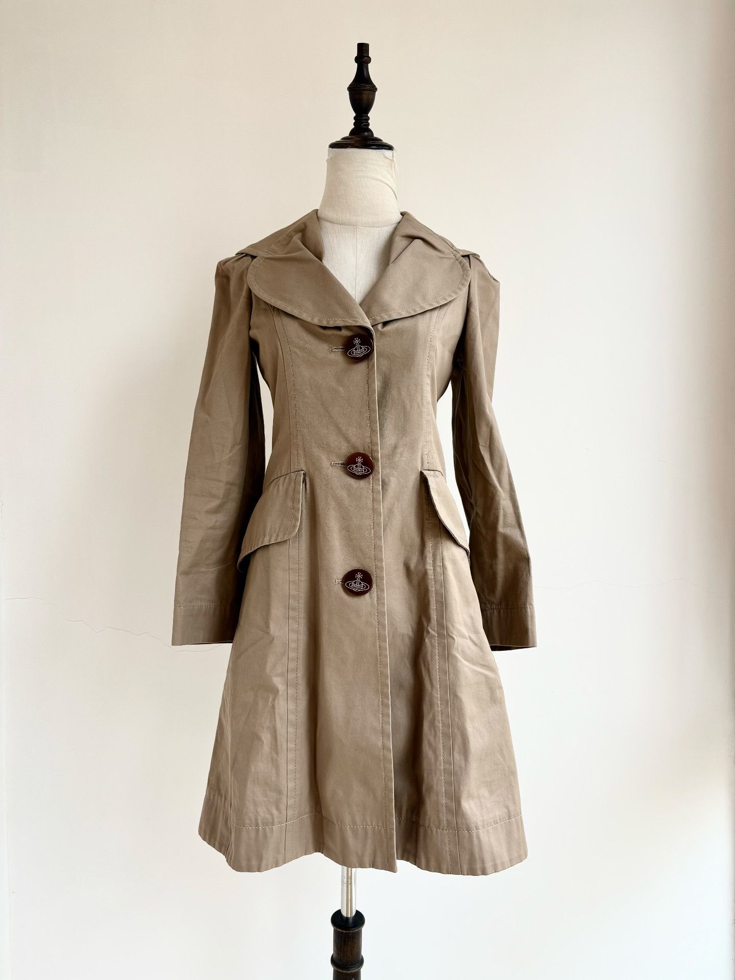 Vivienne Westwood Vivienne Westwood Vintage Khaki Trench Coat Size M / US 6-8 / IT 42-44 - 2 Thumbnail