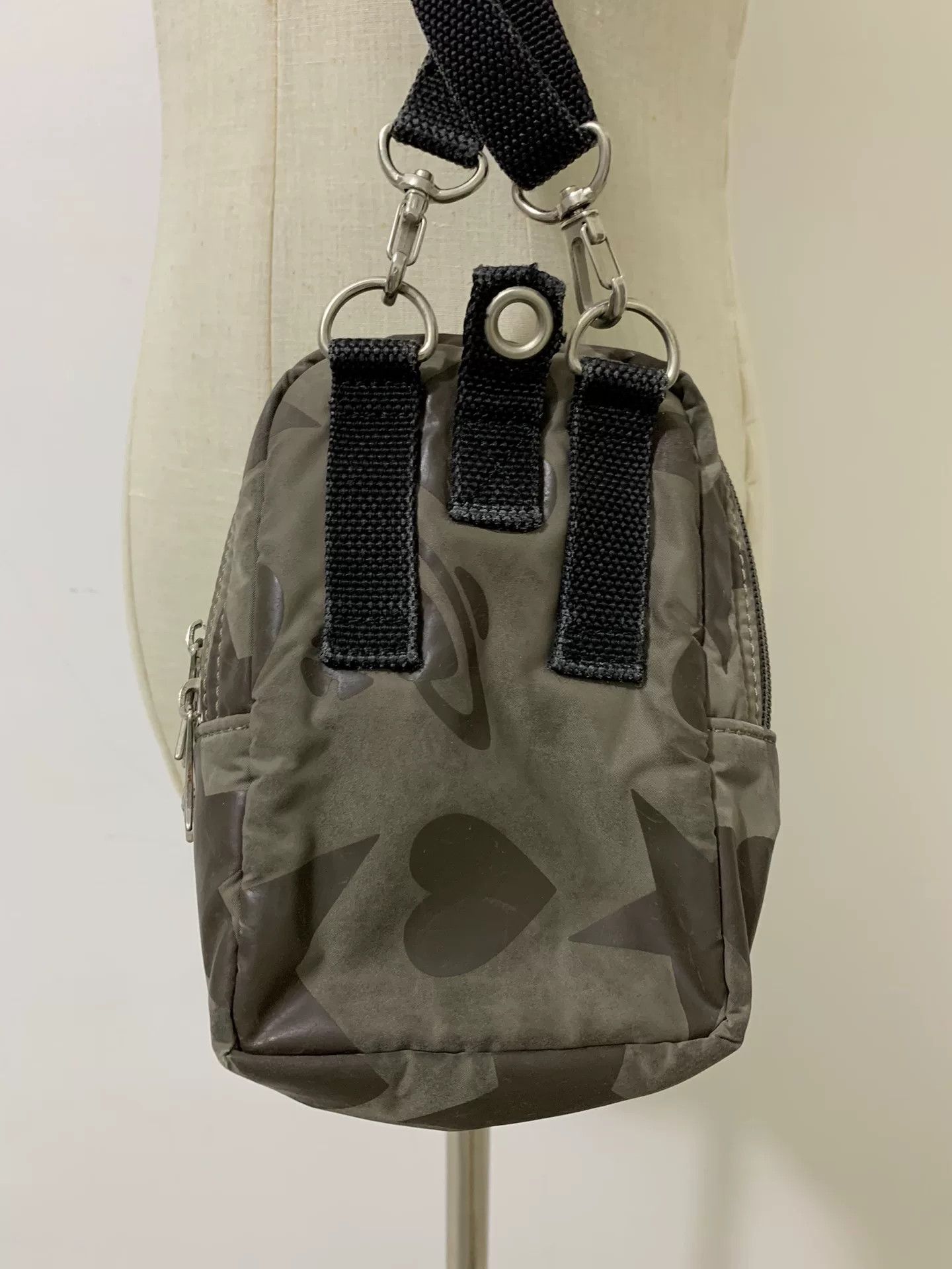 Vivienne Westwood Vivienne Westwood Nylon Star Heart Crossbody Bag Size ONE SIZE - 5 Thumbnail
