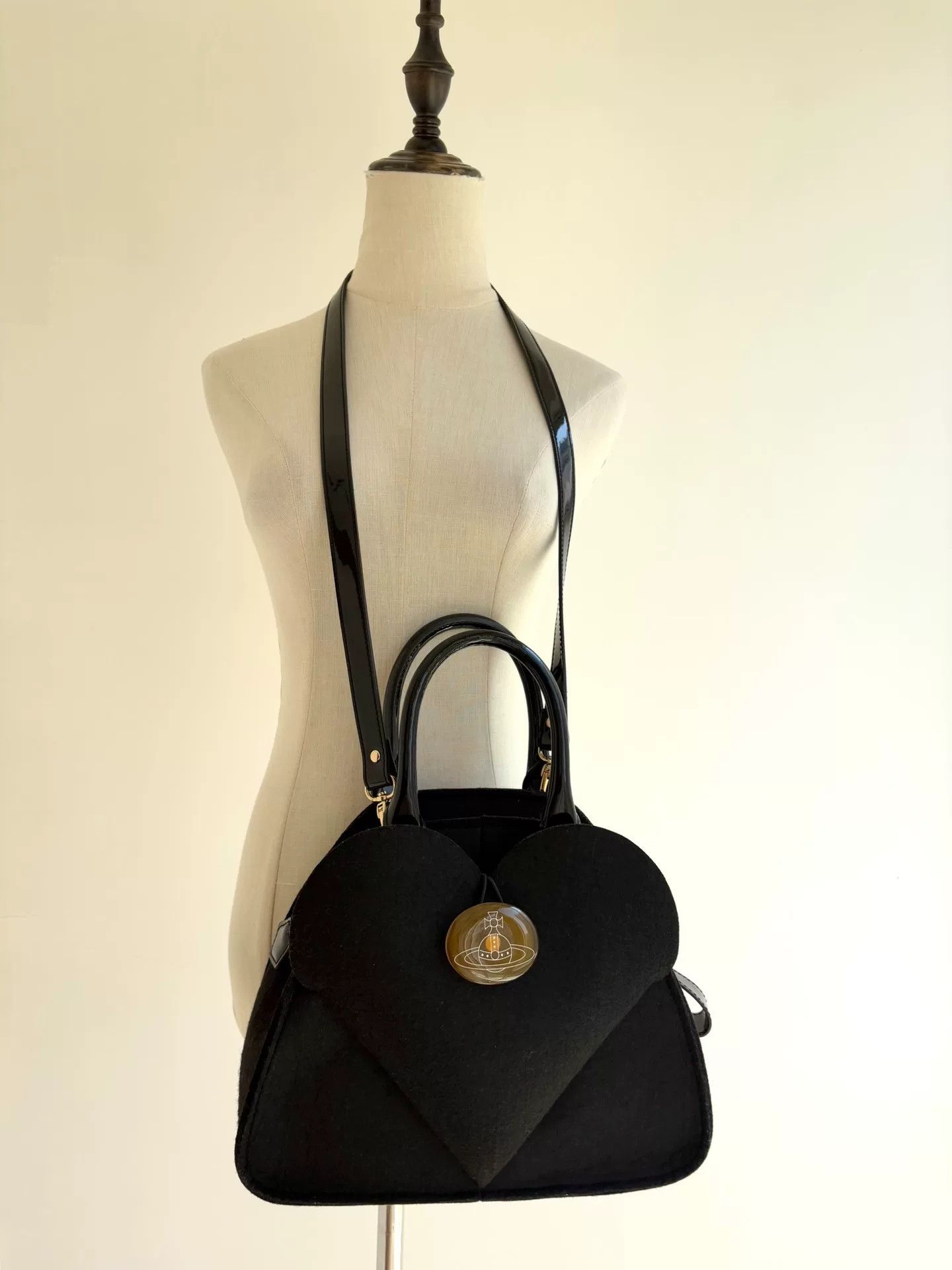 Vivienne Westwood Vivienne Westwood Vintage 3D Heart Felt Bag Size ONE SIZE - 2 Thumbnail