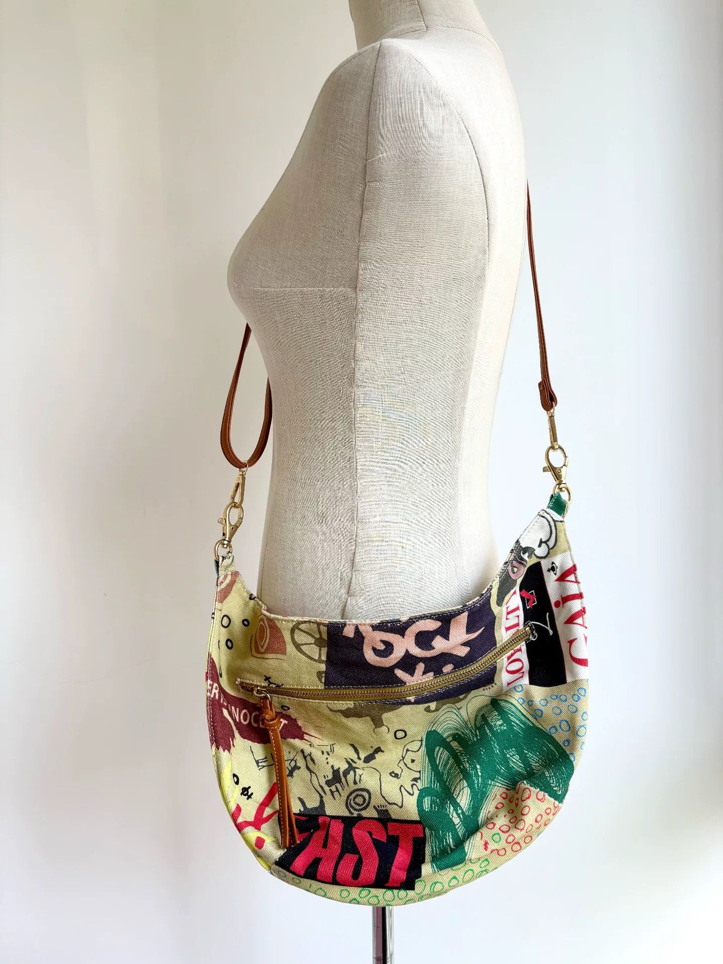 Vivienne Westwood Vivienne Westwood Vintage Japan Graffiti Crossbody Size ONE SIZE - 5 Thumbnail
