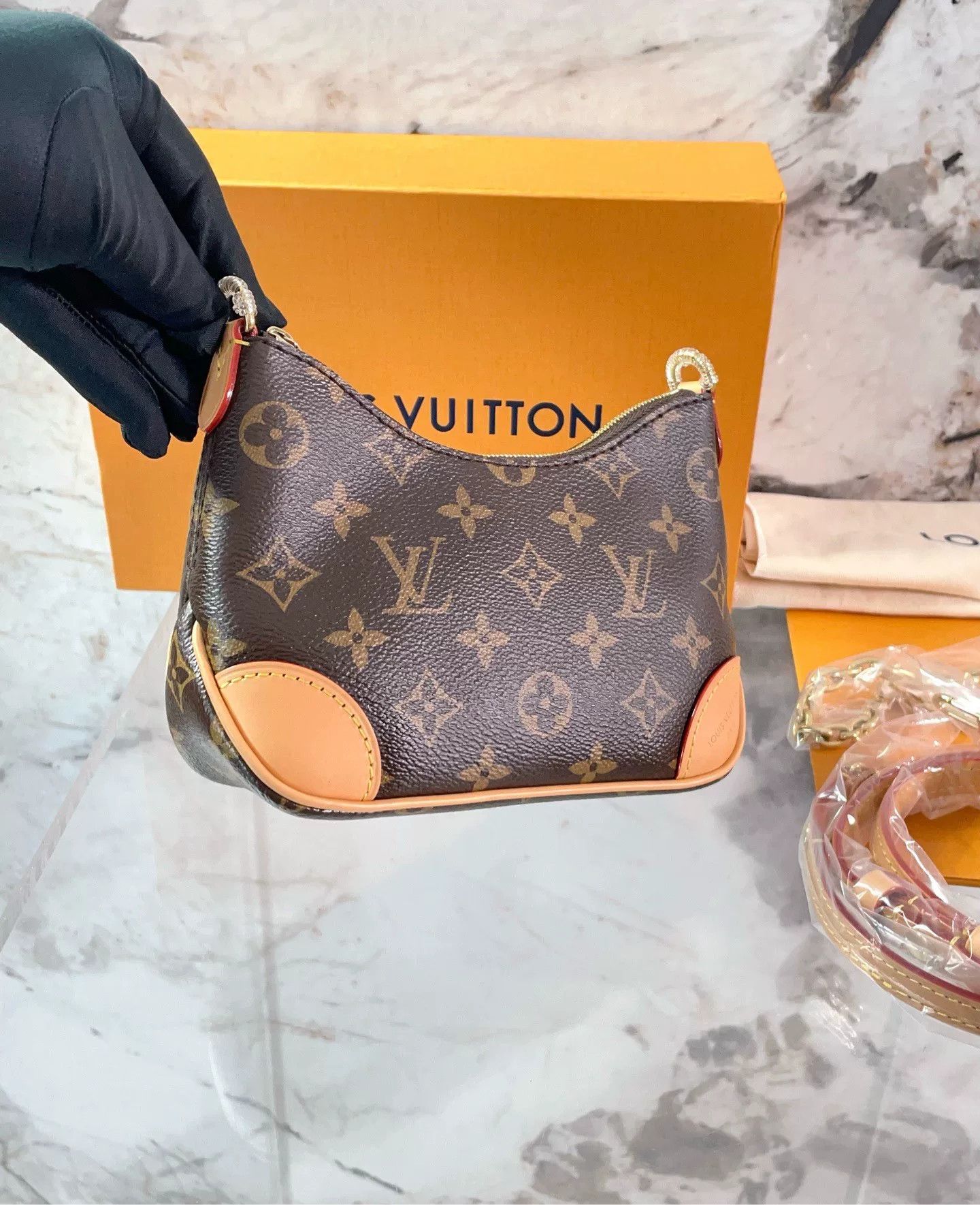 Louis Vuitton Pre-loved Bag Very good condition Size ONE SIZE - 6 Thumbnail