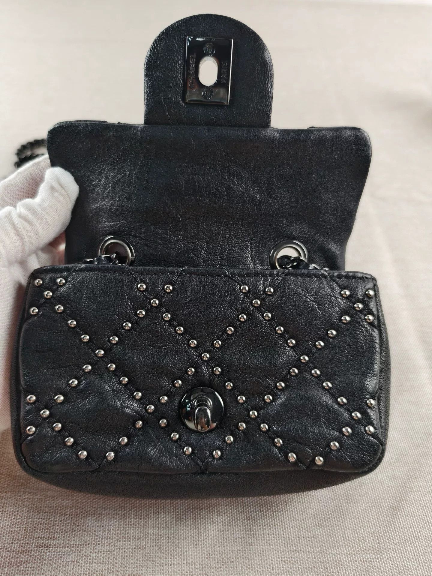 Chanel Pre-loved Bag Very good condition Size ONE SIZE - 8 Thumbnail