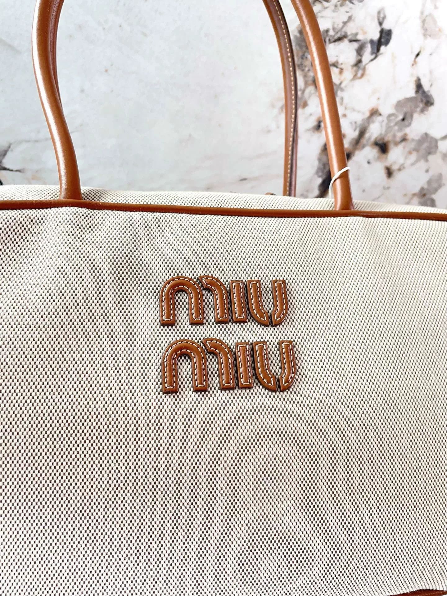 Miu Miu Pre-loved Bag Very good condition Size ONE SIZE - 7 Thumbnail