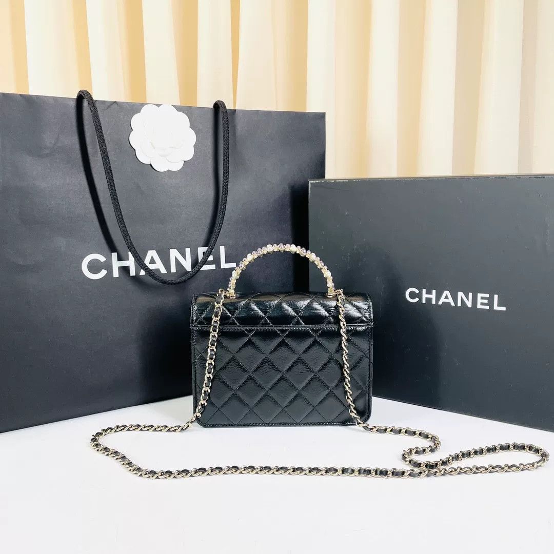 Chanel Pre-loved Bag Very good condition Size ONE SIZE - 2 Thumbnail