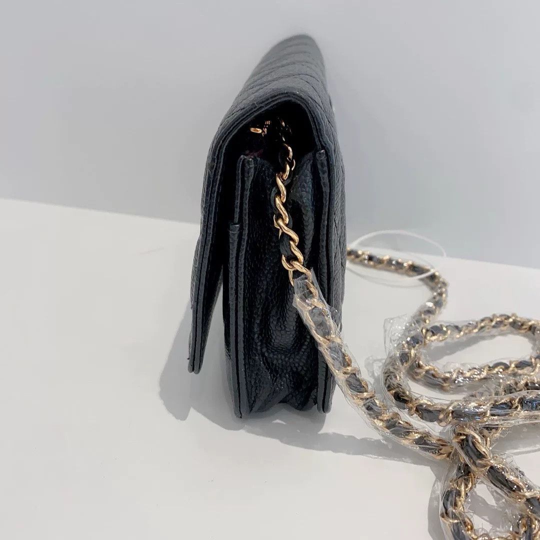 Chanel Pre-loved Bag Very good condition Size ONE SIZE - 5 Thumbnail