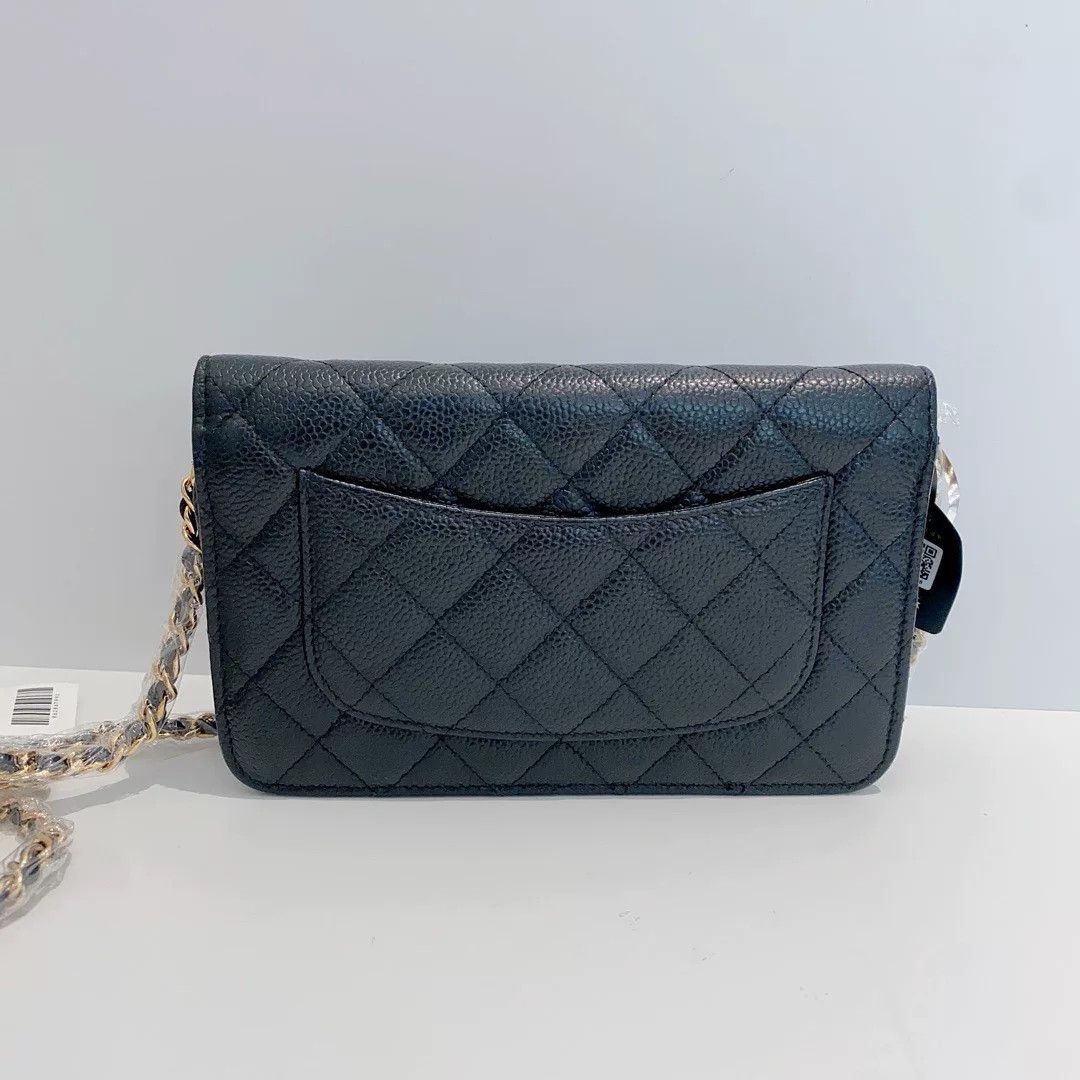 Chanel Pre-loved Bag Very good condition Size ONE SIZE - 2 Thumbnail