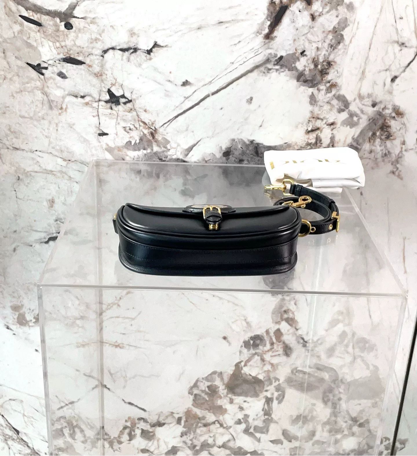 Dior Pre-loved Bag Very good condition Size ONE SIZE - 4 Thumbnail